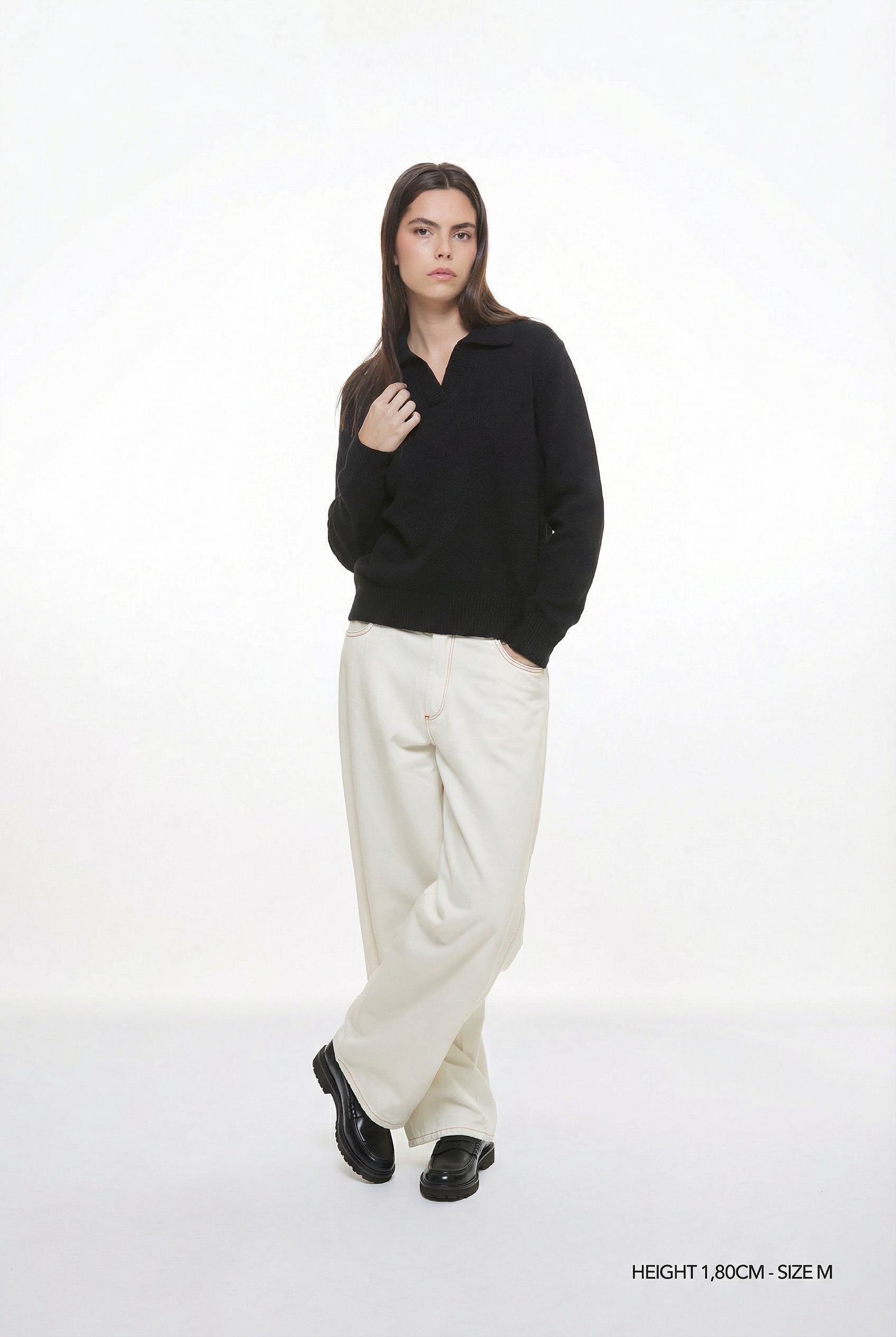 KNIT COLLARED SWEATER