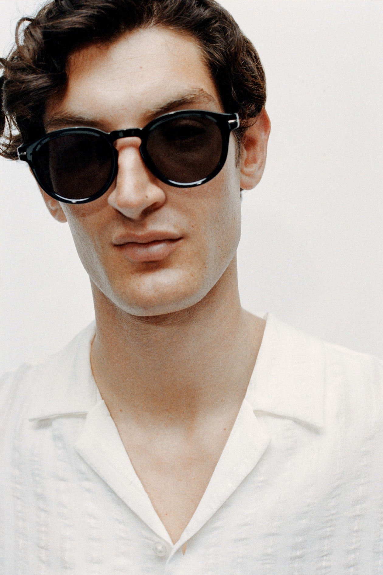 SUNGLASSES