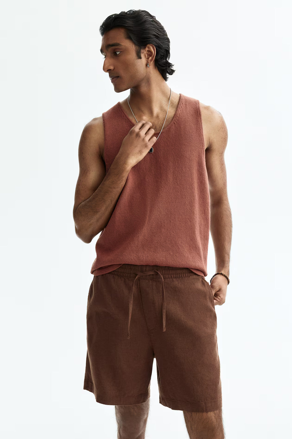 SHORT LINEN