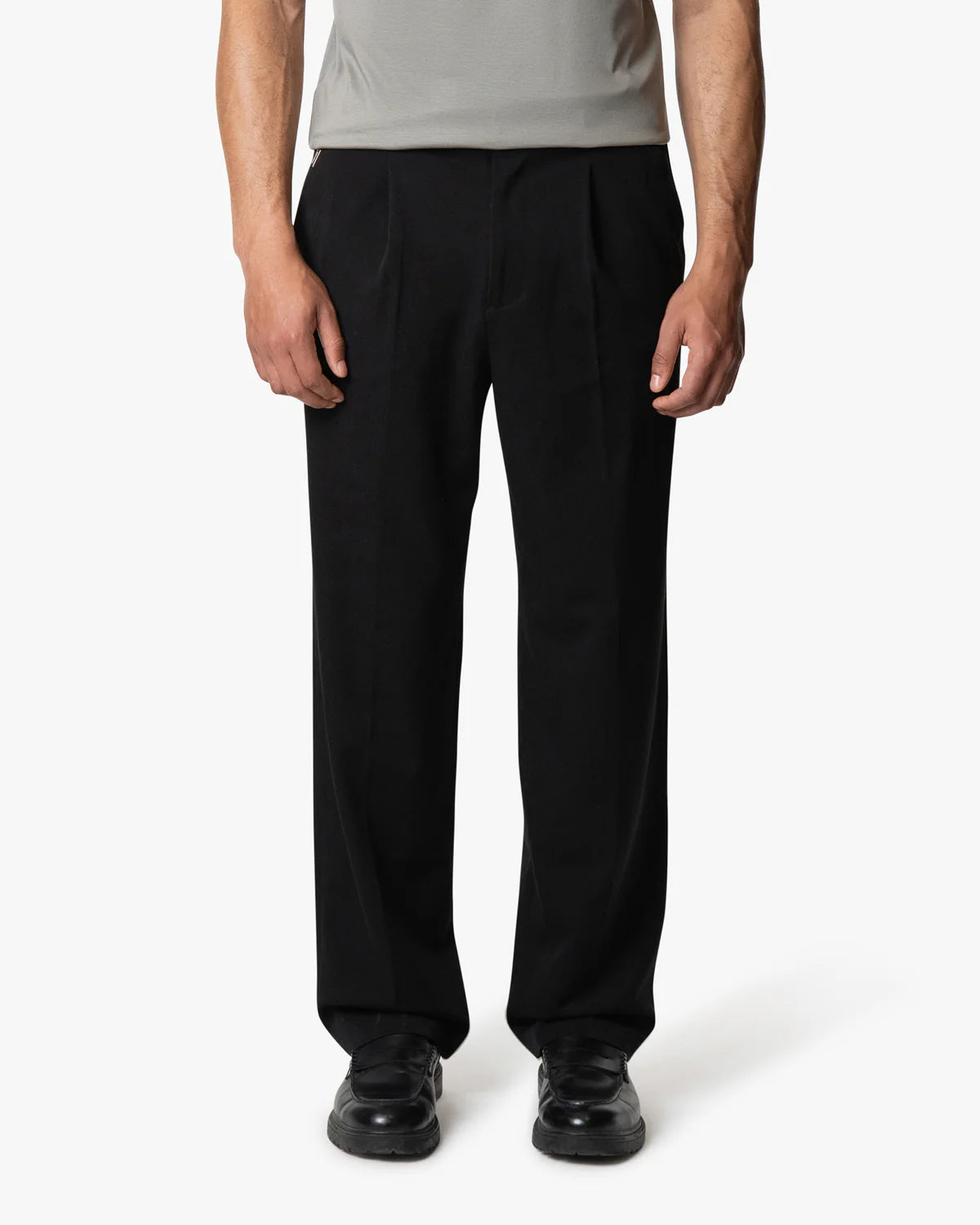 LOOSE FIT TAILORED TROUSERS