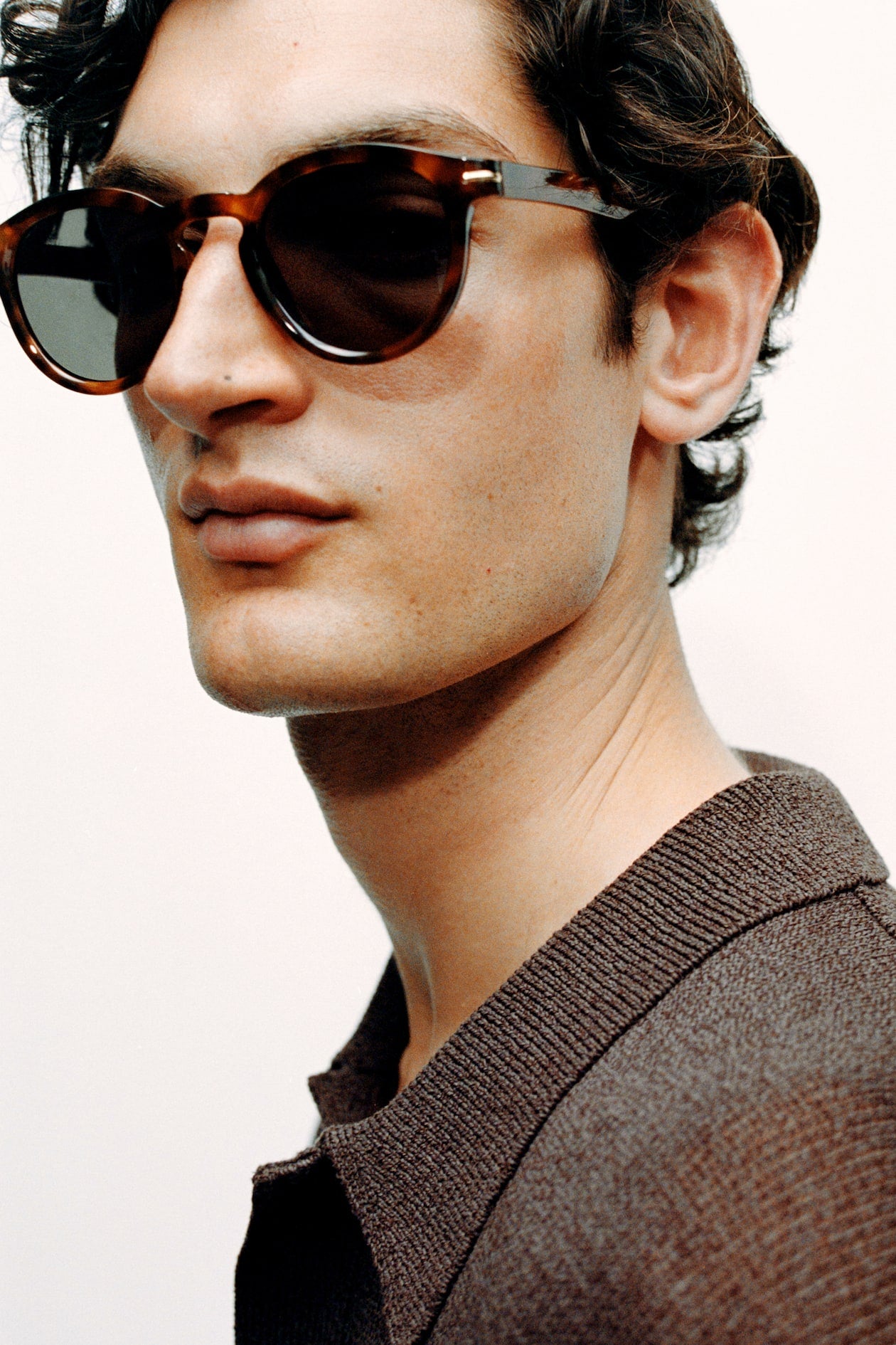 SUNGLASSES