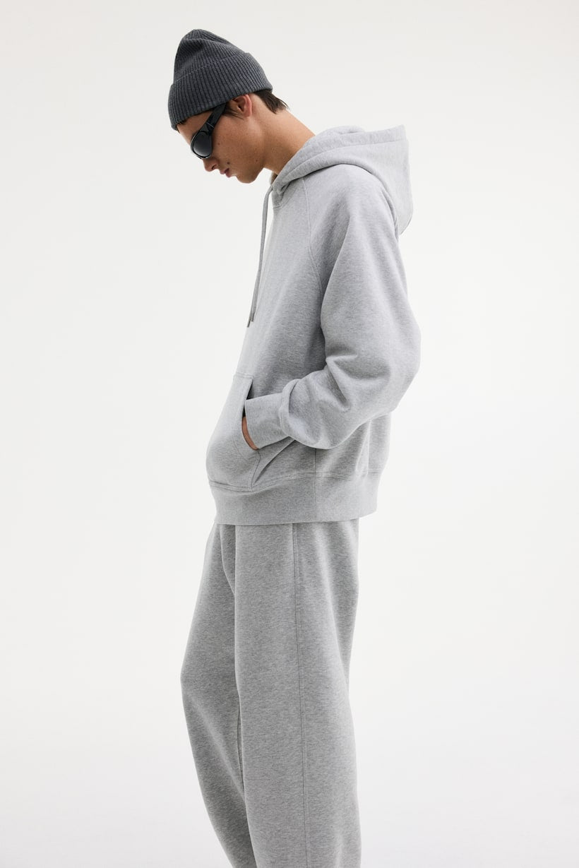 LOOSE FIT SWEATPANTS