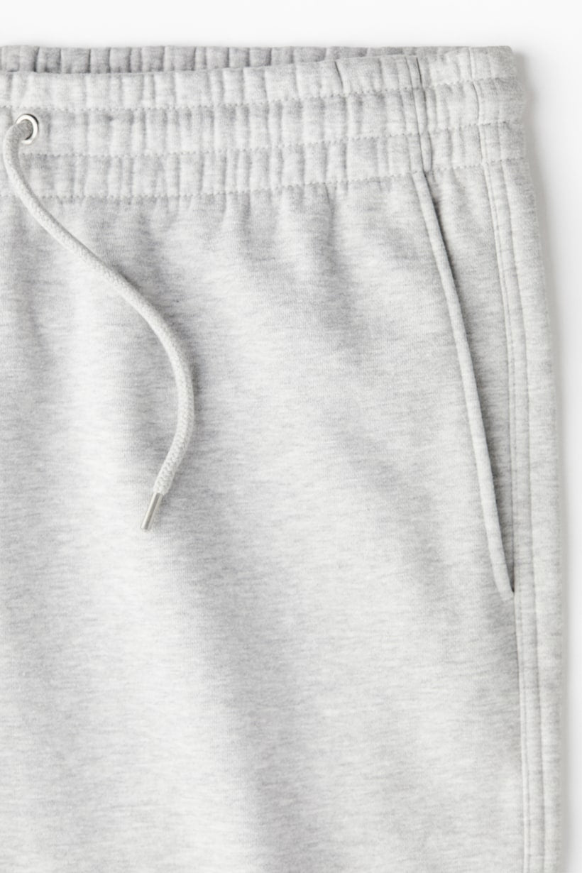 LOOSE FIT SWEATPANTS