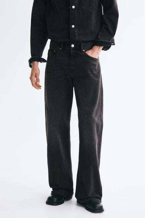 BOOTCUT JEANS