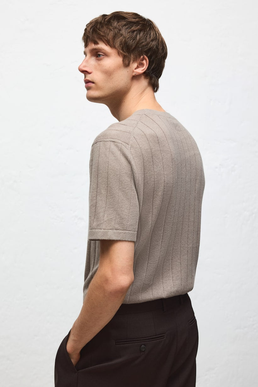 KNITTED T-SHIRT
