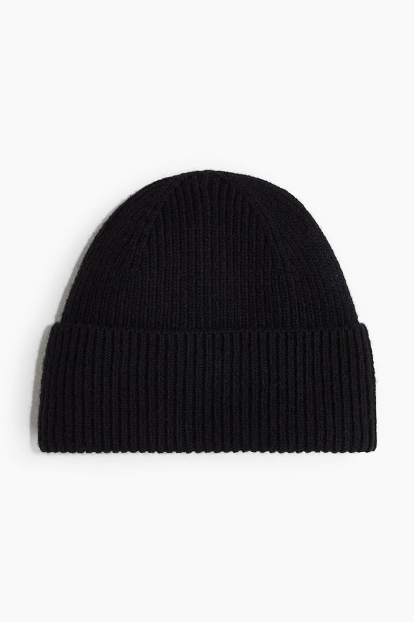 RIB-KNIT HAT