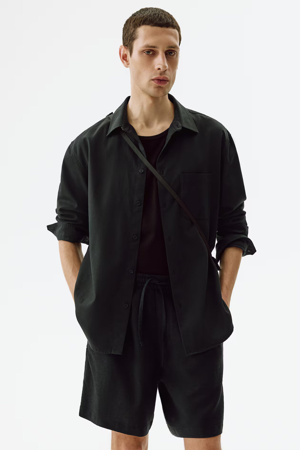 SHORT LINEN