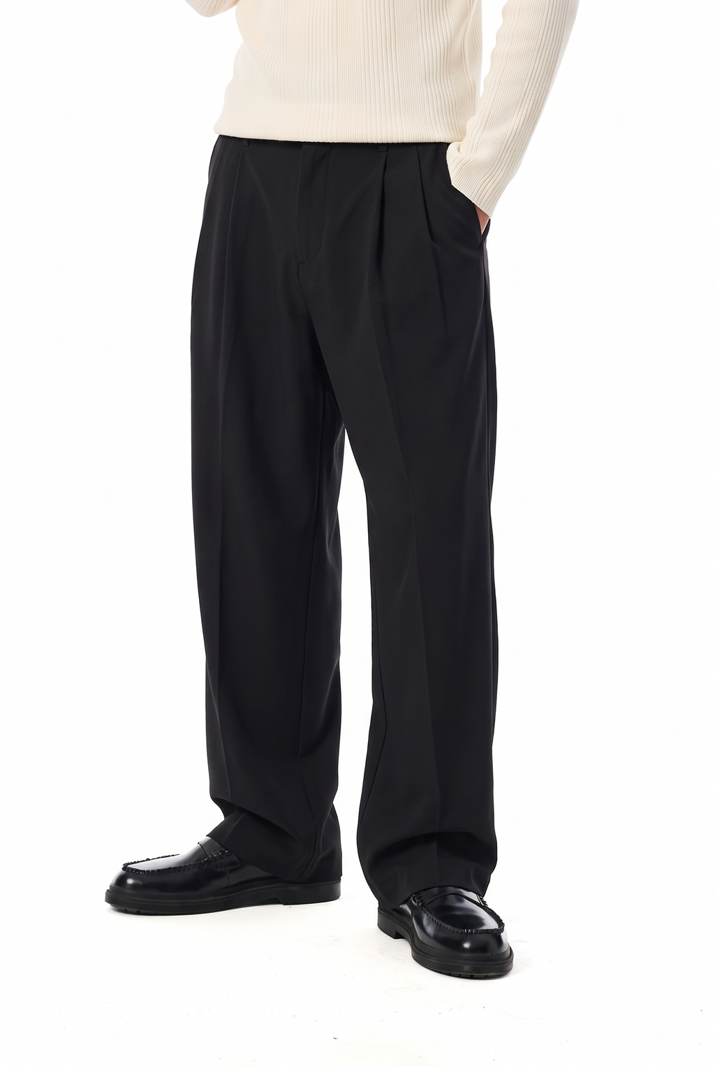 BLACK TROUSRS