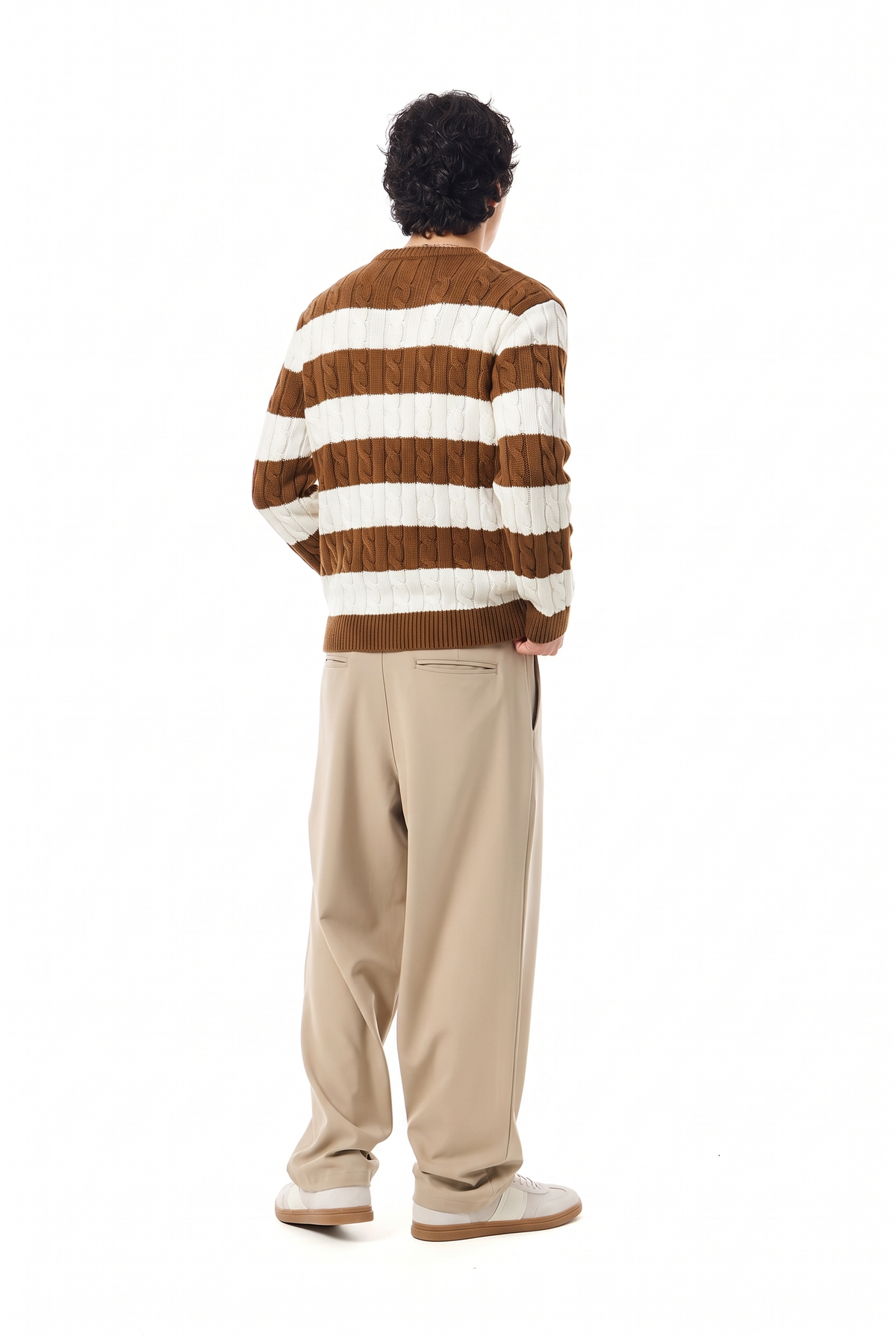 CABEL KNIT SWEATER